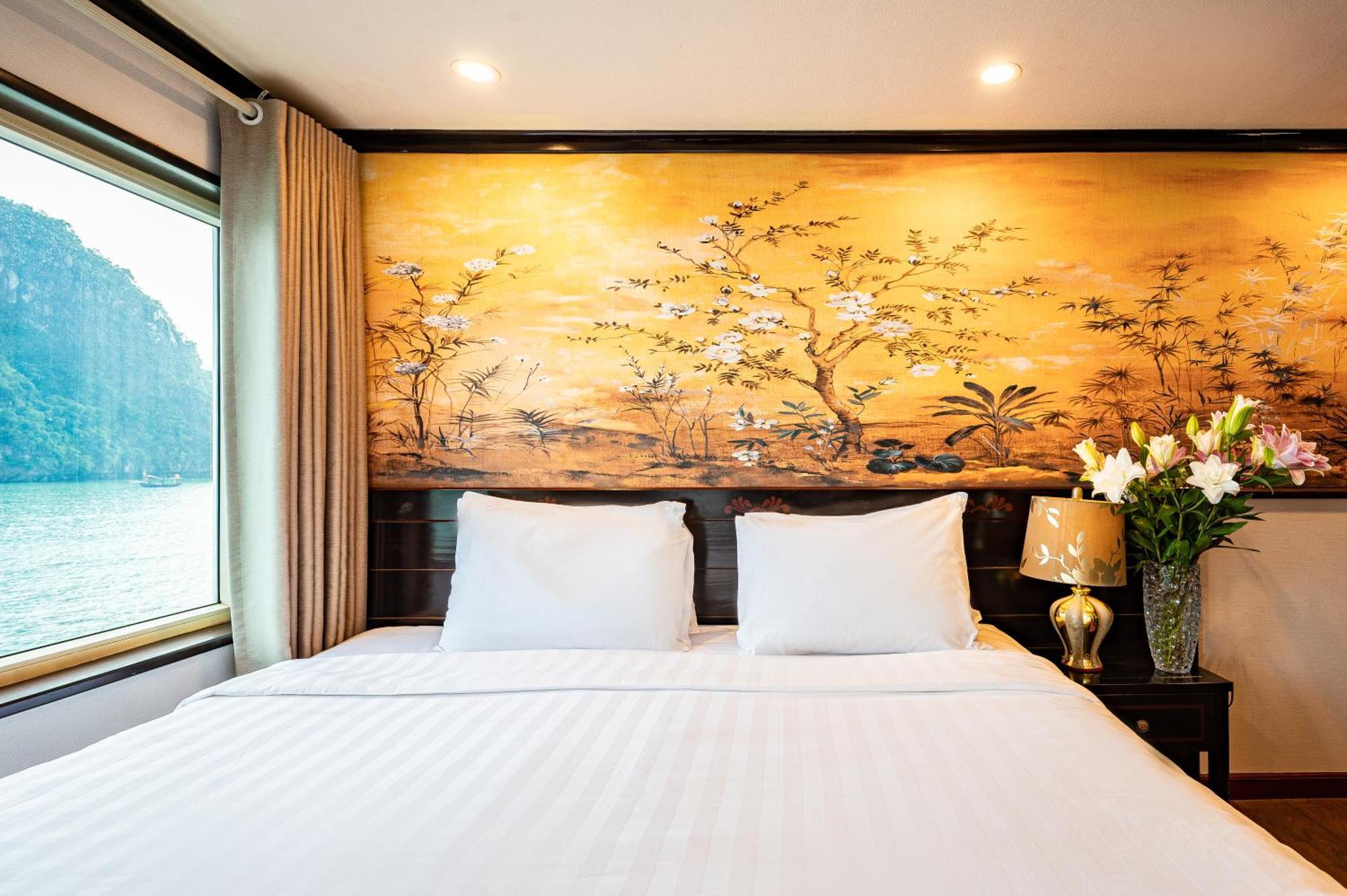 Dragon Crown Legend Cruise Hotel Ha Long Exterior photo